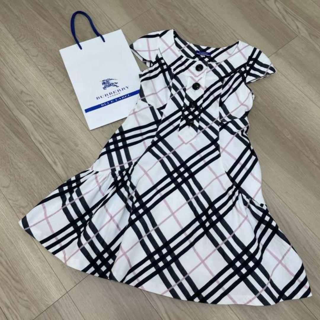 BURBERRY BLUE
