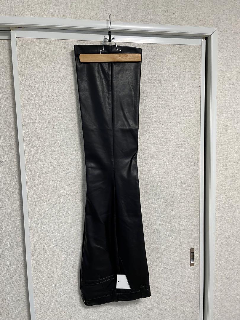 soerte ソテルテ　レザーフレアパンツ　レザーパンツ　フレアパンツ