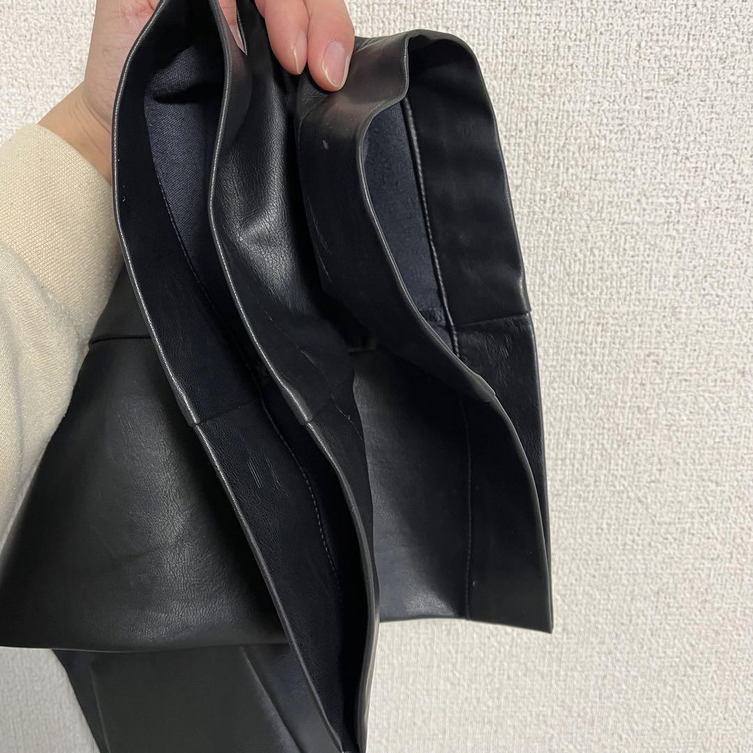soerte ソテルテ　レザーフレアパンツ　レザーパンツ　フレアパンツ