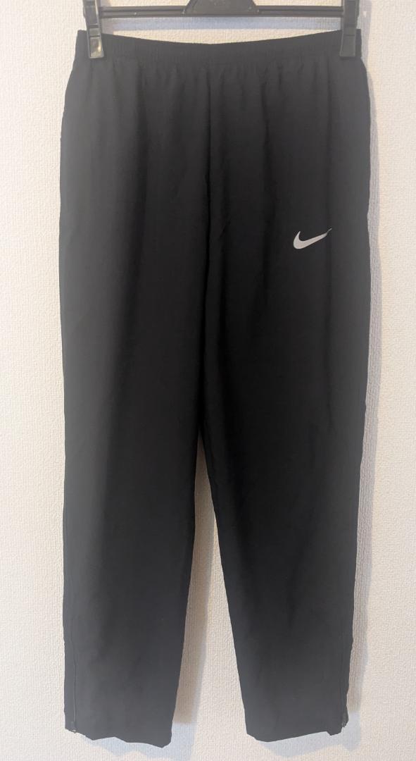 NIKE☆ナイキ☆スポーツウェア☆ランニングパーカー☆ランニングパンツ☆未使用☆