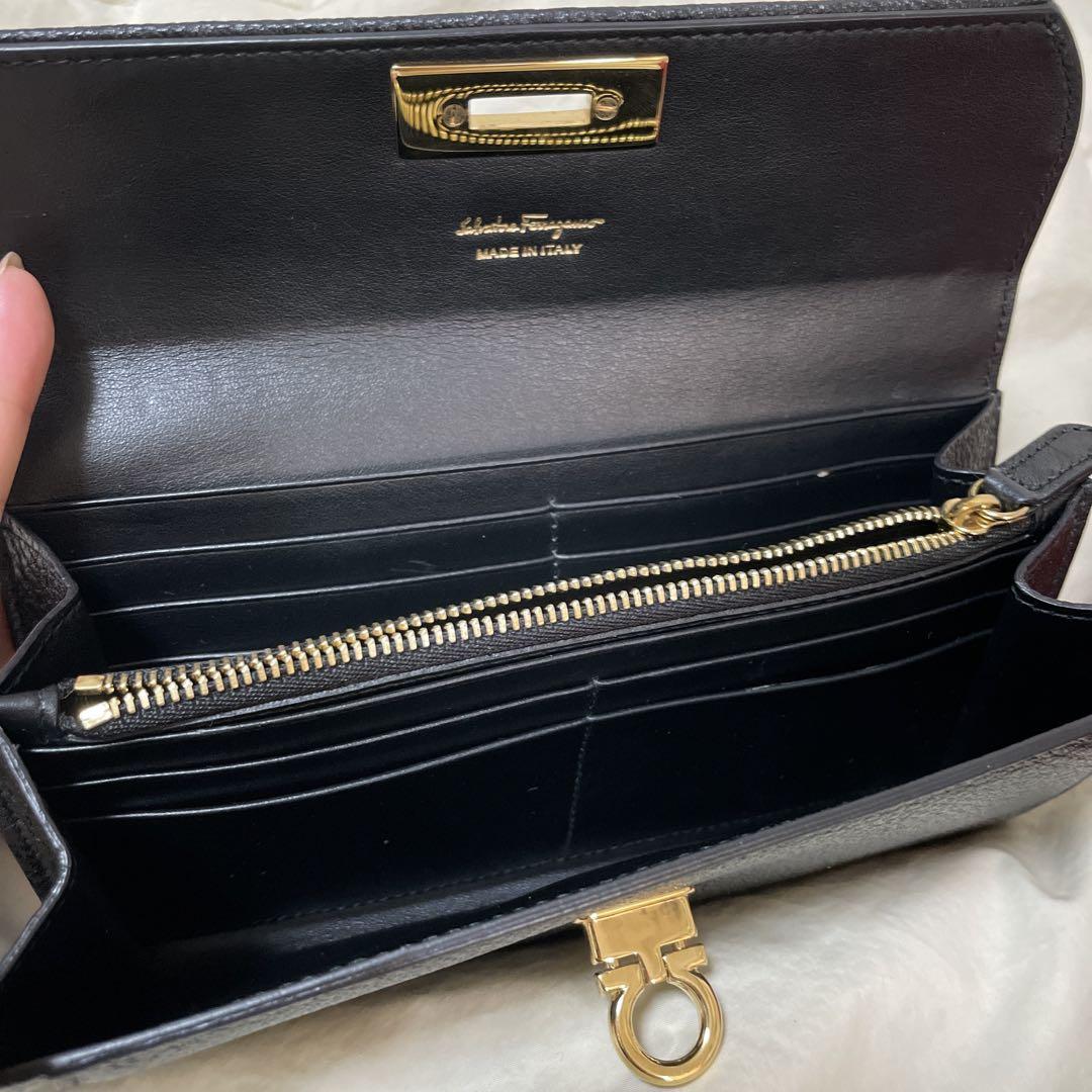 Salvatore Ferragamo フェラガモ FERRAGAMO 長財布 ワンダ