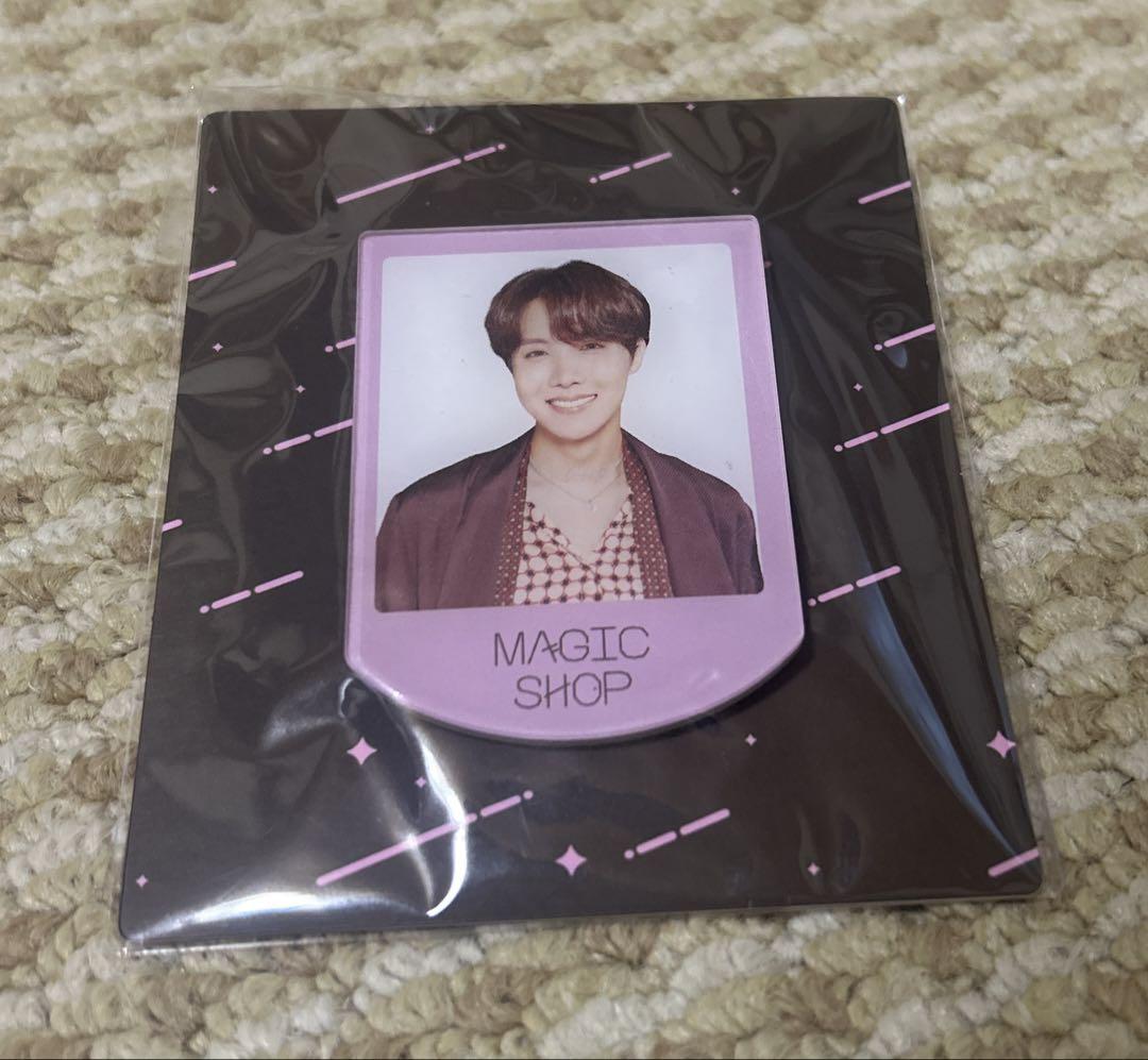 BTS J-HOPE缶バッジ MAGIC SHOP - メルカリ
