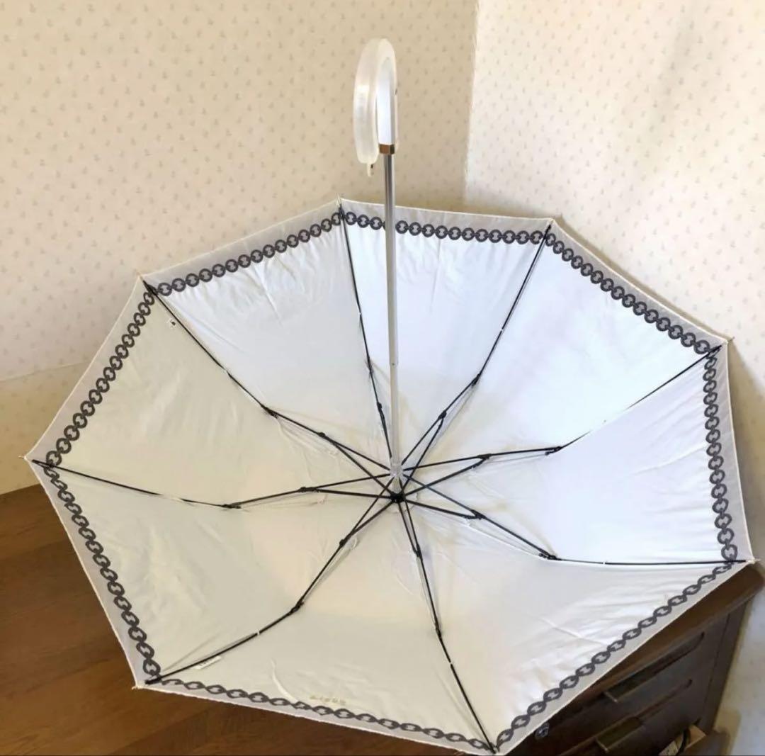 【新品・未使用】フルラ　晴雨兼用　日傘　１級遮光　軽量　スライド式　チェーン柄 ☆新品☆フルラ 晴雨兼用 日傘 楽折 1級遮光 軽量 オーガンジー