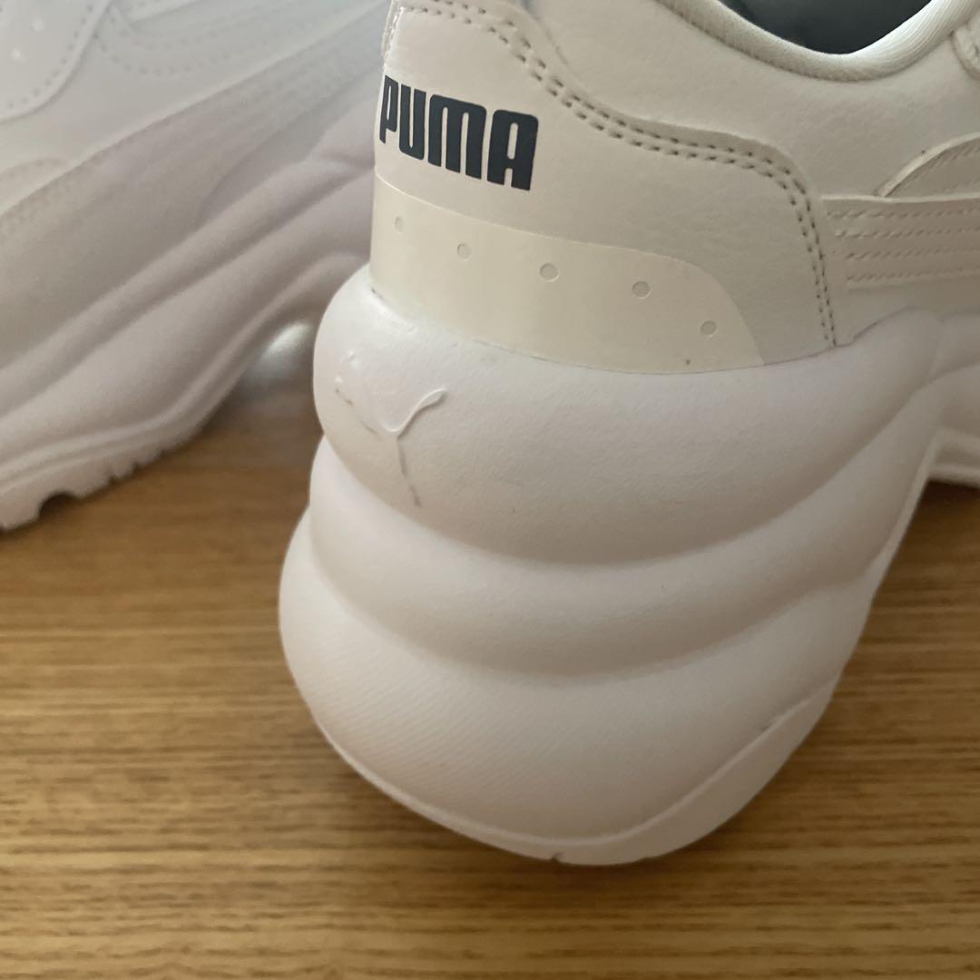 定番のお歳暮＆冬ギフト 極美品 PUMA メルカリ - 25.0センチ 398544 ウェッジ シリア プーマ 靴