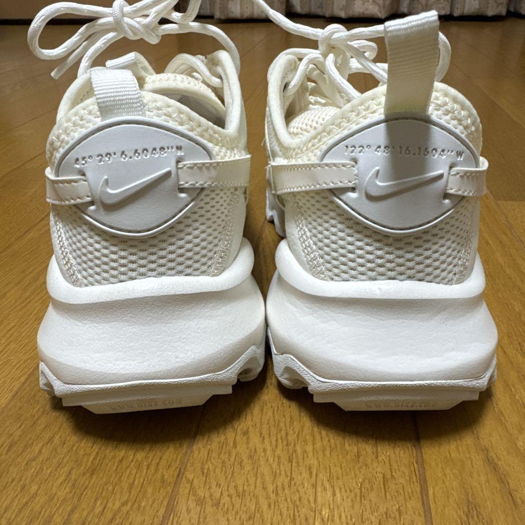 NIKE ナイキ TC 7900 ホワイト 24.5㎝ NIKE W TC7900 ホワイト 24.5㎝