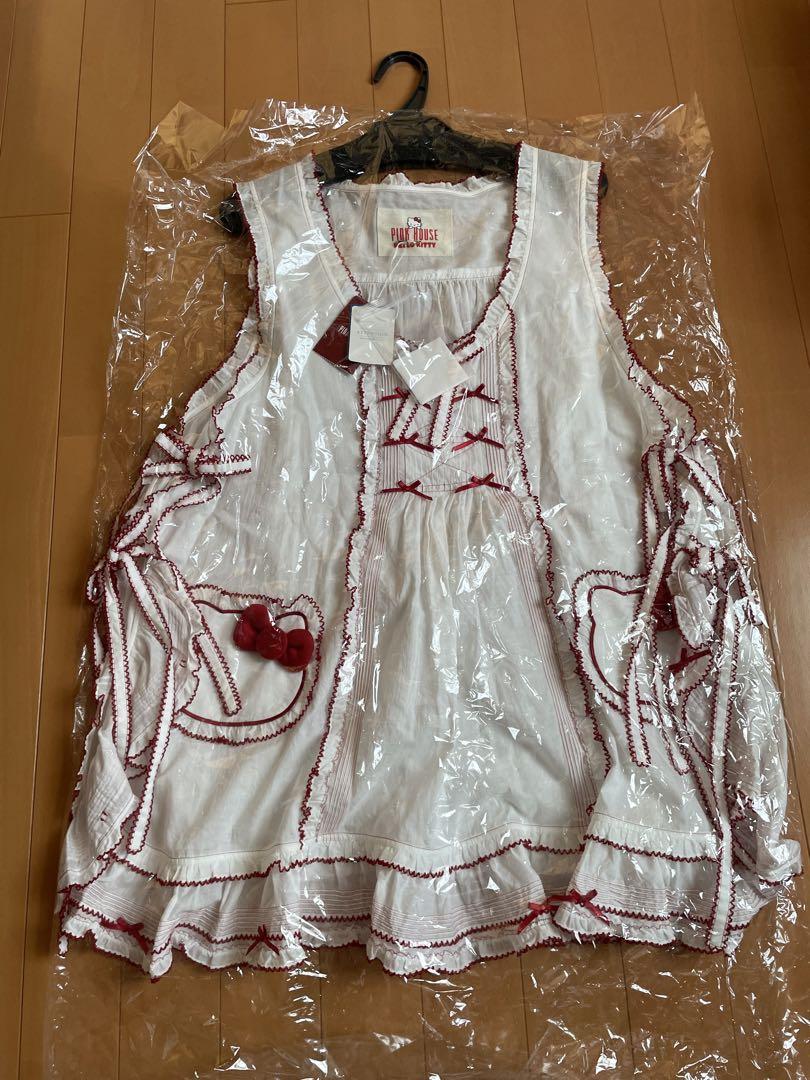 ピンクハウス♡ハローキティコラボ♡タブリエ　新品・未使用 50周年記念ピンクハウス×ハローキティ♡コラボ タブリエ