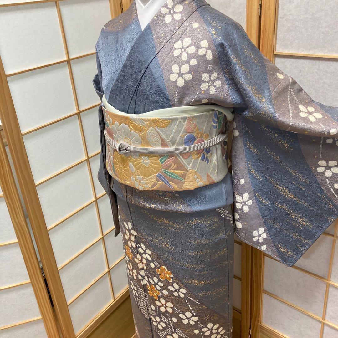 ［1207］訪問着 美品 枝垂れ花 絞り 駒刺繍 金彩 正絹 着物 袷