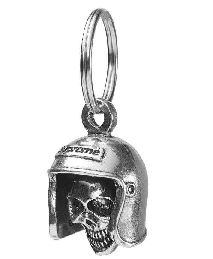 Supreme Skull Bell Keychain 2個セット Supreme Skull Bell Keychain キーチェーン 2点セット - メルカリ