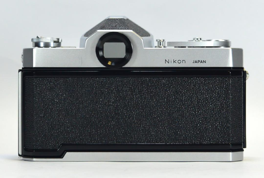 Nikon Nikomat FTN と Zoom-NIKKOR 35-105mm