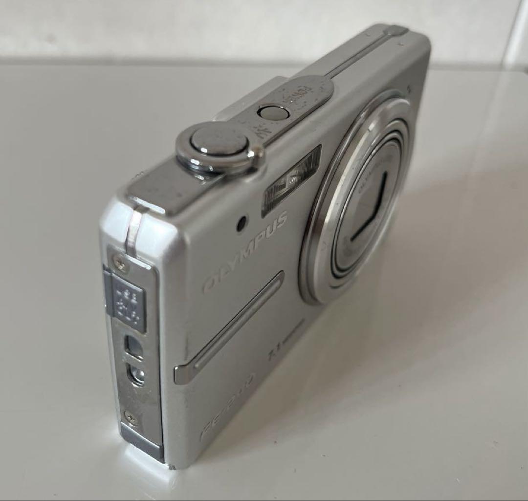 OLYMPUS FE-240 オリンパスデジタルカメラ