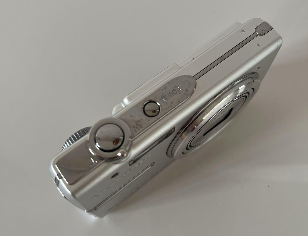 OLYMPUS FE-240 オリンパスデジタルカメラ