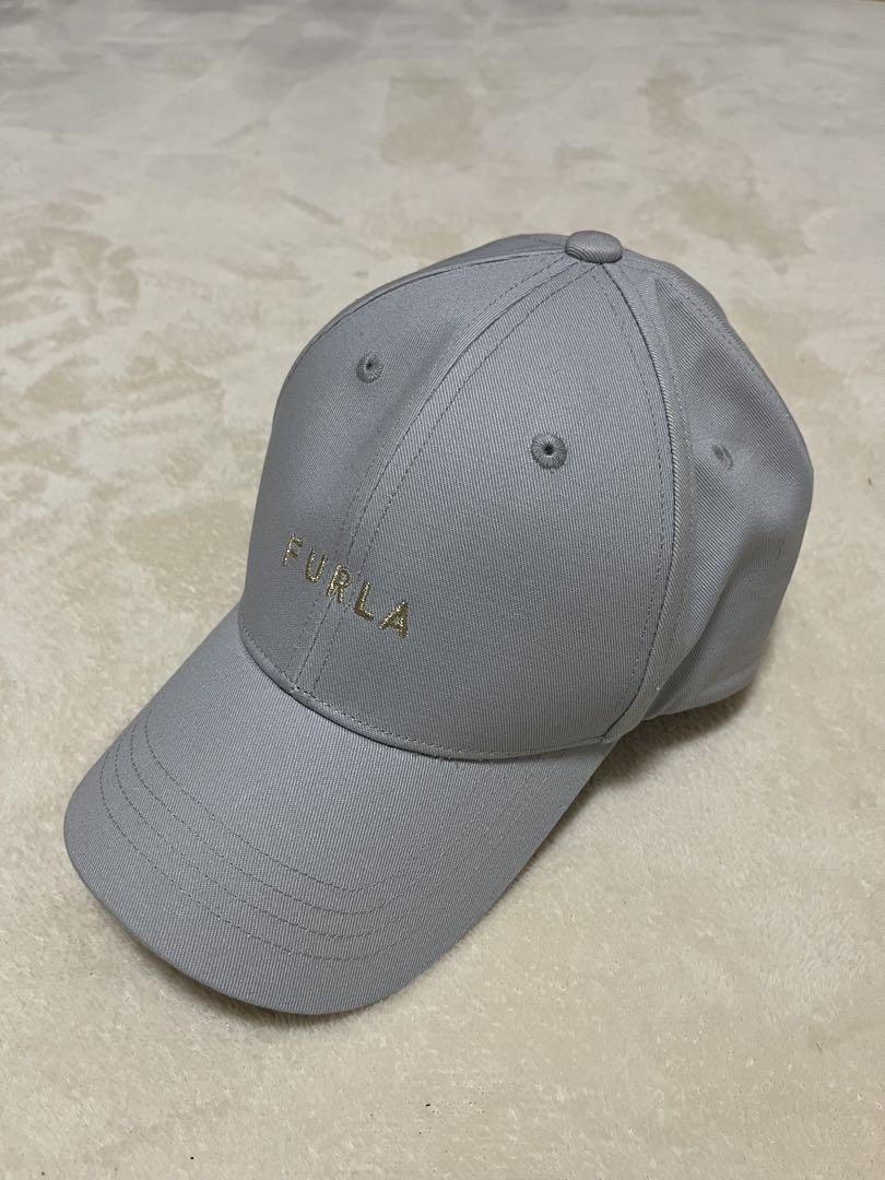 FURLA グレー キャップ