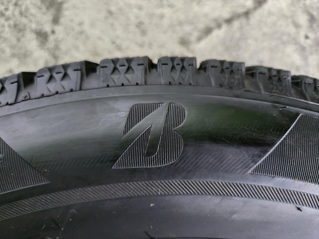 送料込☆2021年製 ブリヂストンタイヤ 175/65R15日本製☆2本セット