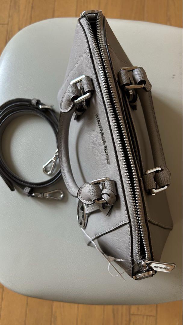 MICHAEL KORS グレー ハンドバッグ