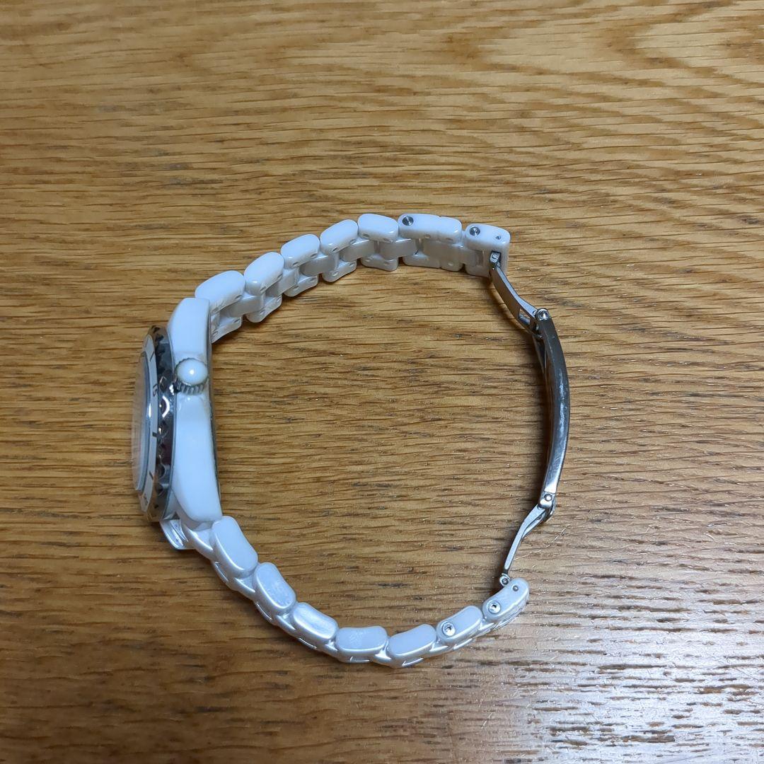 白セラミック時計　J12 33mm