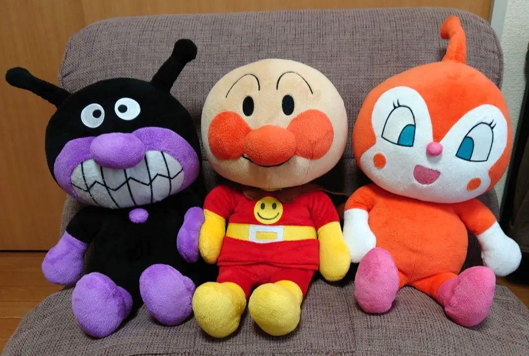 アンパンマン　バイキンマン　ドキンちゃん　ぬいぐるみ　大（50〜60センチほど）