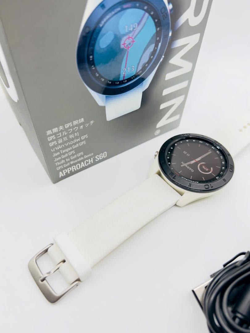 【美品】Garmin ガミン Approach S60 White (7832)