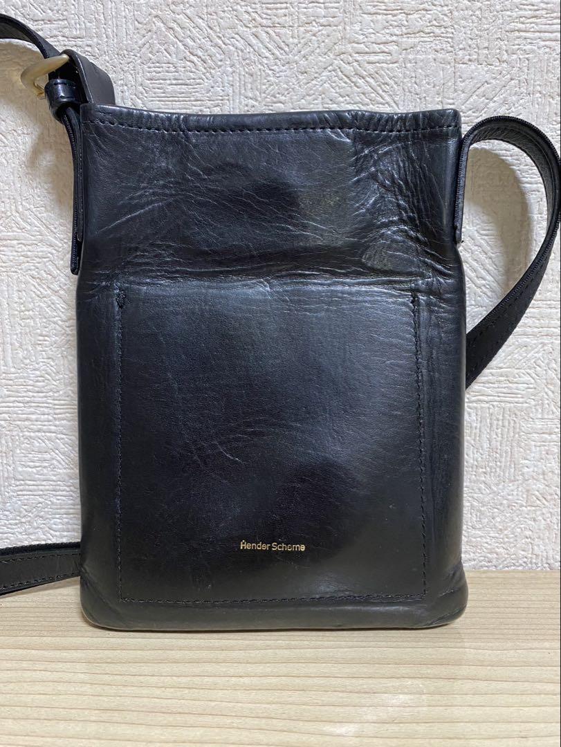 ショルダーバッグ　エンダースキーマ
