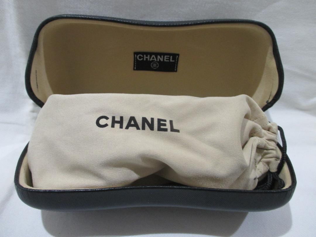 ★ CHANEL