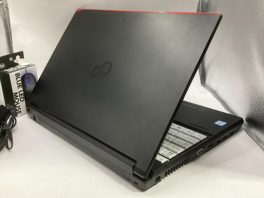 富士通 A579/BX 第8世代 i5 メモリ8GB SSD256GB