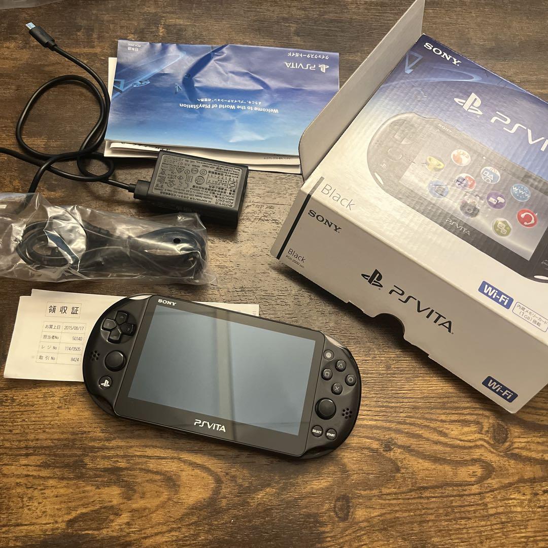 専用お取り置き中】PlayStation®Vita（PCH-2000シリーズ… 全国総量無料 ...