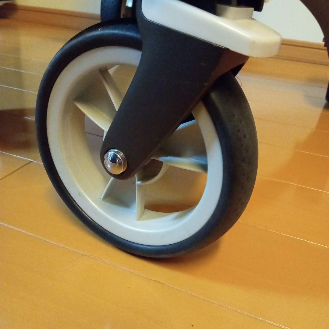 STOKKE Xplory ストッケエクスプローリーV4 ベビーカー 日傘付き
