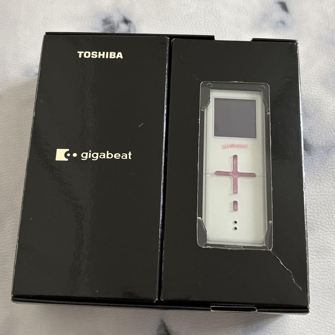 「ジャンク品」NANAコラボGigaBeat MP3プレイヤー　限定品(箱付き)