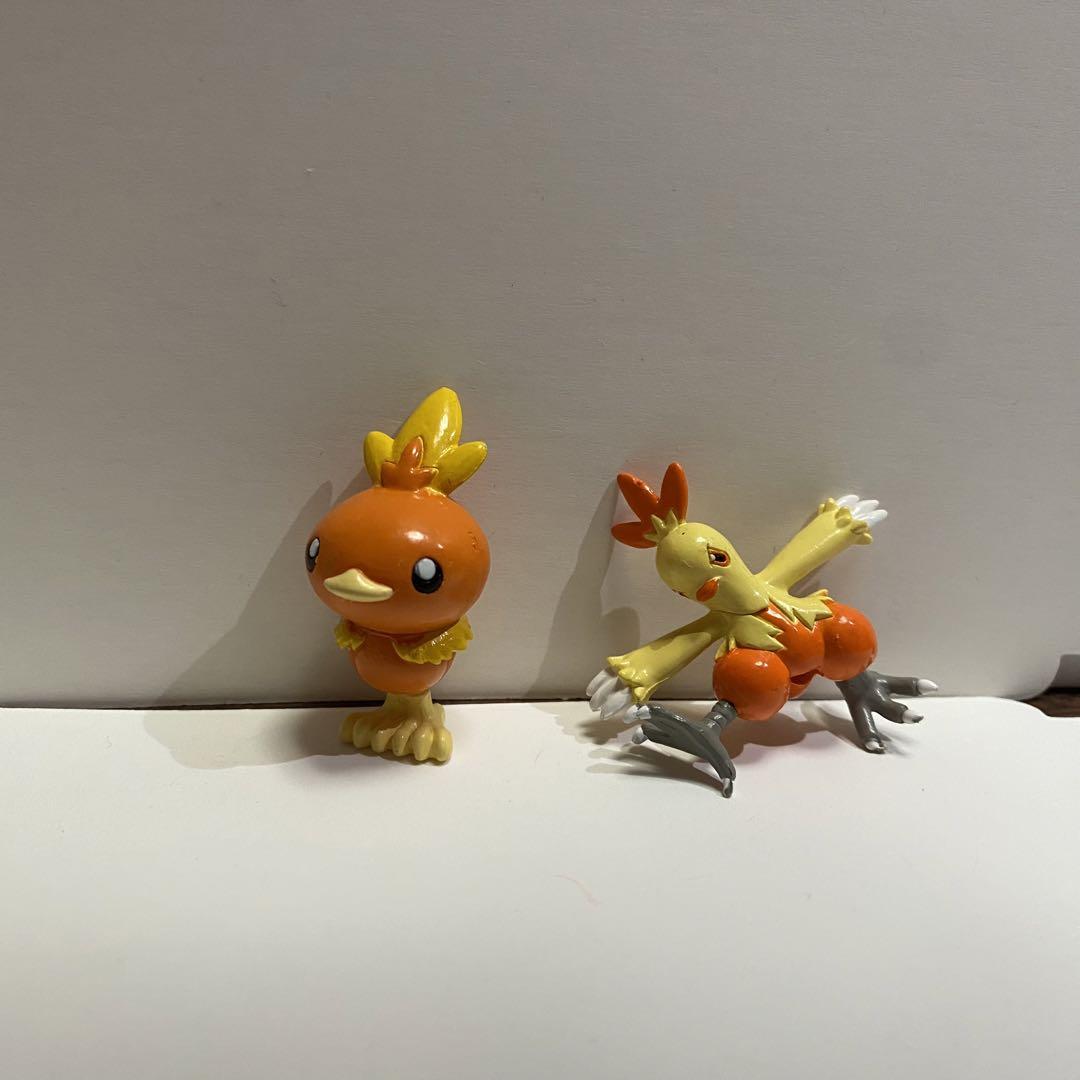 ポケモンフィギュア アチャモ ワカシャモ モンコレ 立体ポケモン