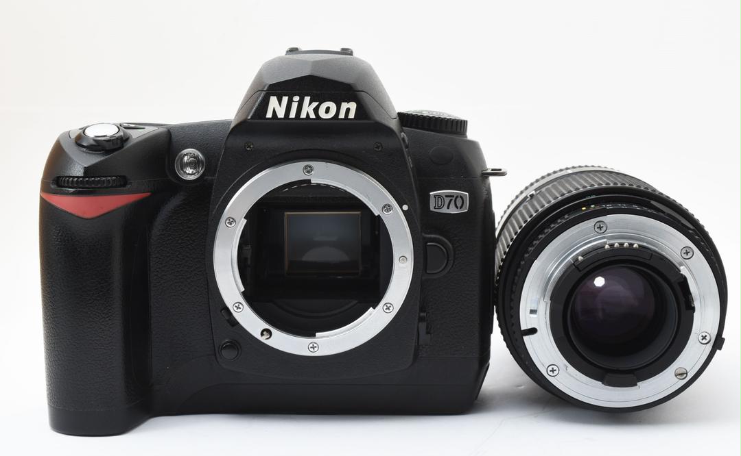Nikon D70