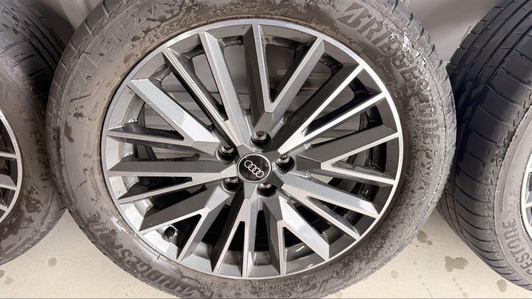 Audi Q3 スポーツバック S-Line 純正タイヤホイール　4本