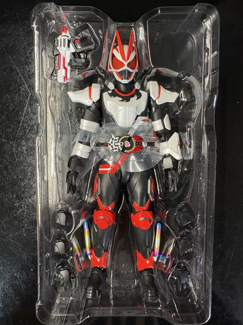 フィギュアーツ 仮面ライダーギーツ マグナムブースト＆エントリーレイズフォーム