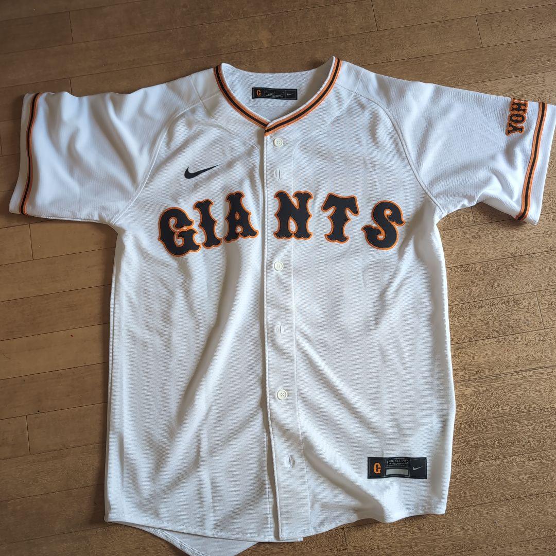 NIKE GIANTS ユニフォーム Mサイズ　戸郷翔征選手