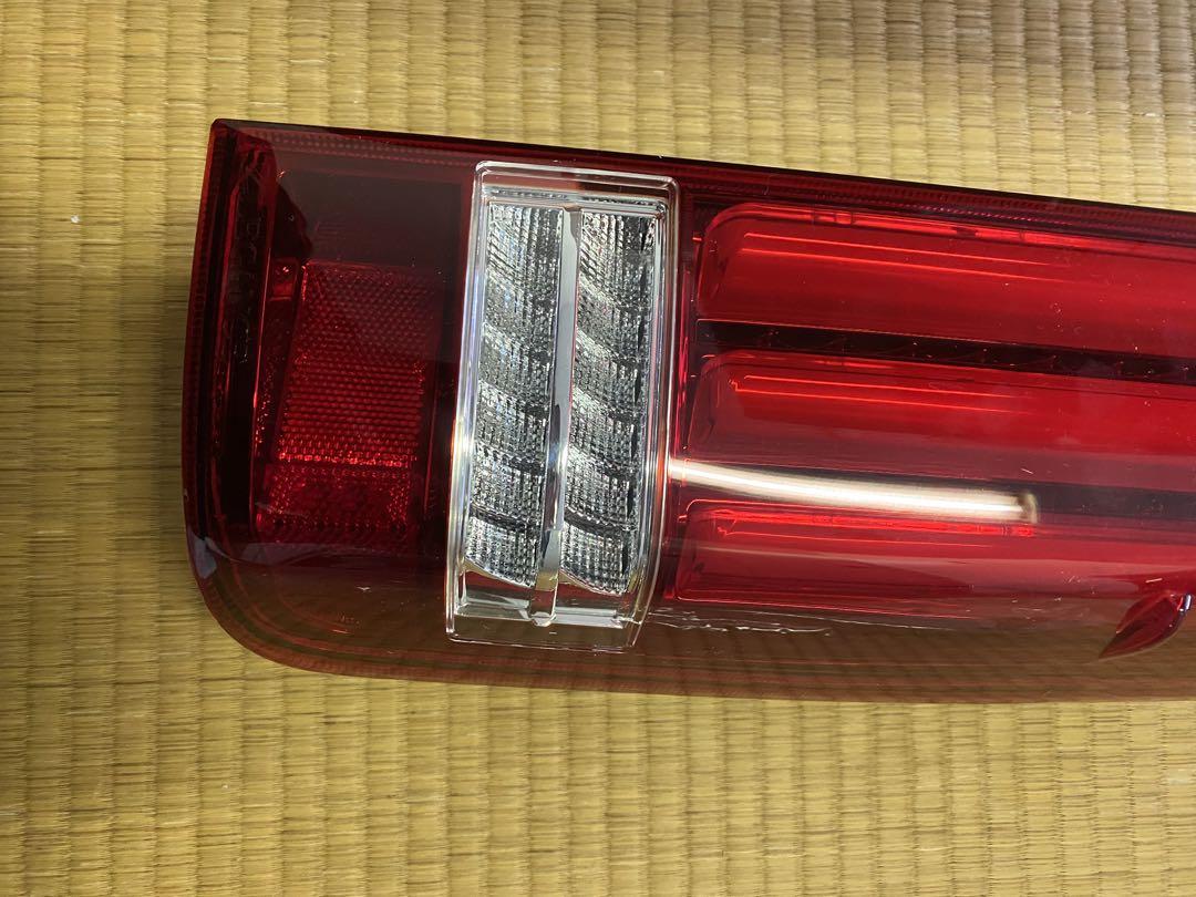 200系ハイエース テールランプLEDREVO-Type2レガンスMODEL