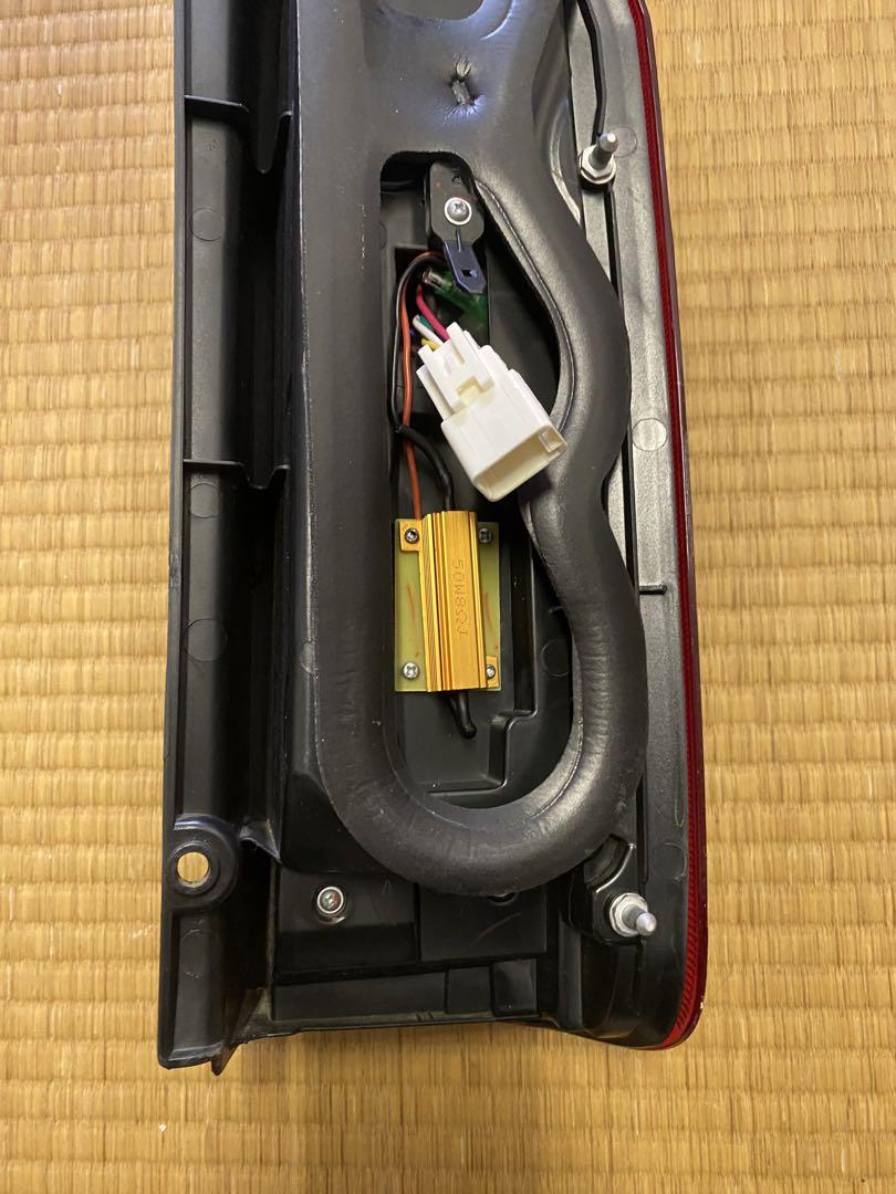 200系ハイエース テールランプLEDREVO-Type2レガンスMODEL