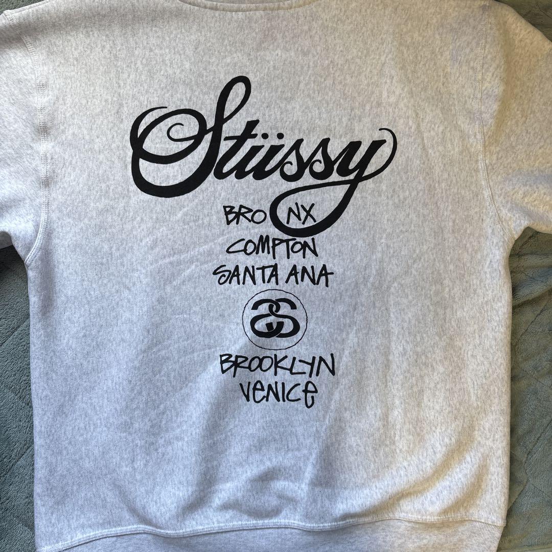 Stussy グレー トレーナー Lサイズ Stussy グレー トレーナー Lサイズ