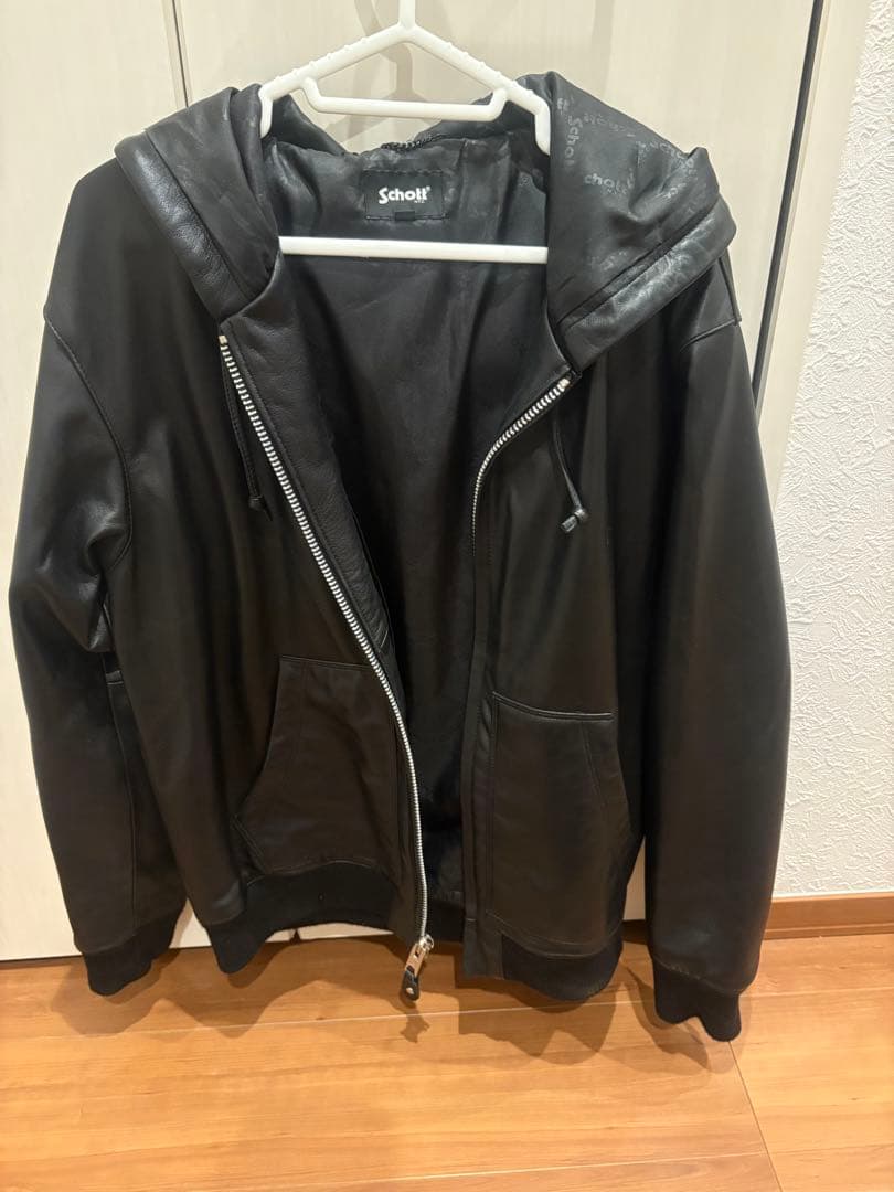 Schott ブラック フード付きレザージャケット Schott ブラック フード付きレザージャケット