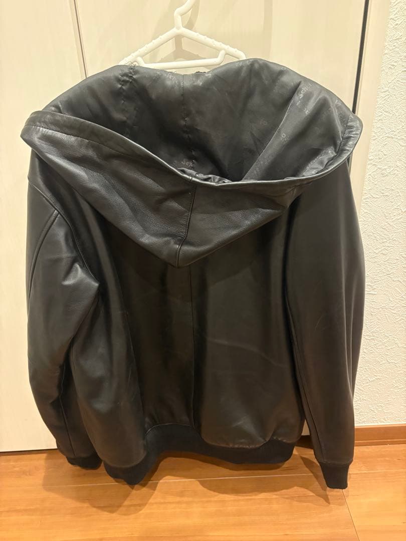 Schott ブラック フード付きレザージャケット Schott ブラック フード付きレザージャケット