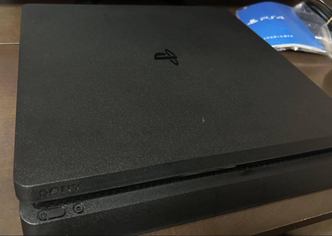 PlayStation4 ジェットブラック 500GB CUH-2000AB01