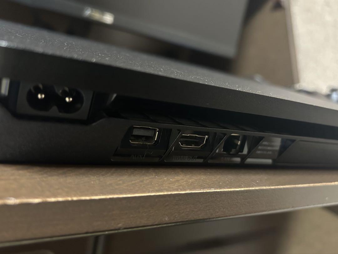 PlayStation4 ジェットブラック 500GB CUH-2000AB01