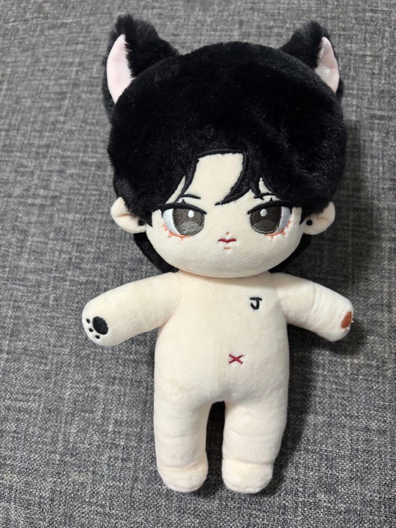 BTS JIN パジャマ付き20cmぬい マスター 狼