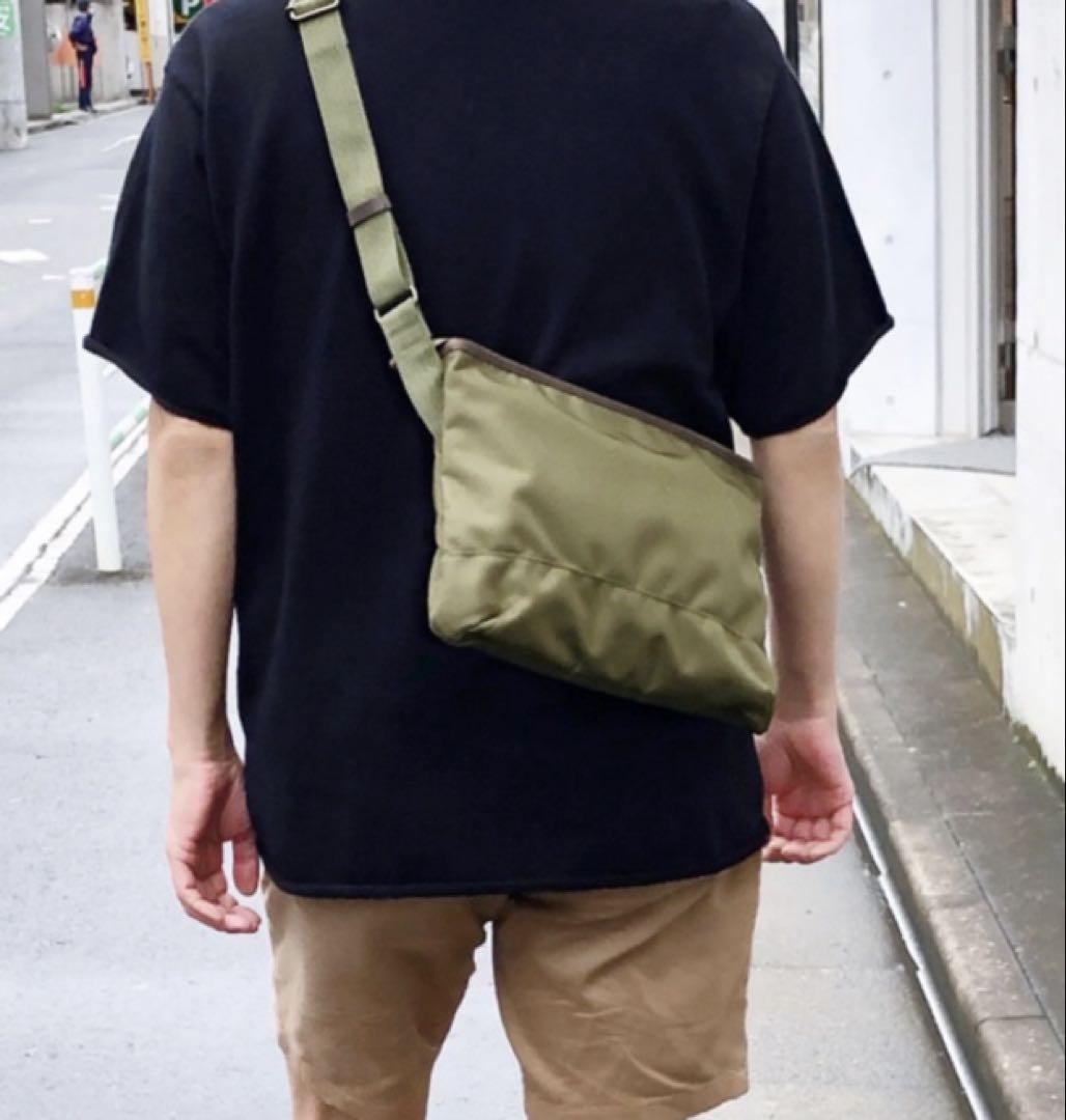 エスペラント　CORDURA製オリーブグリーンサコッシュ