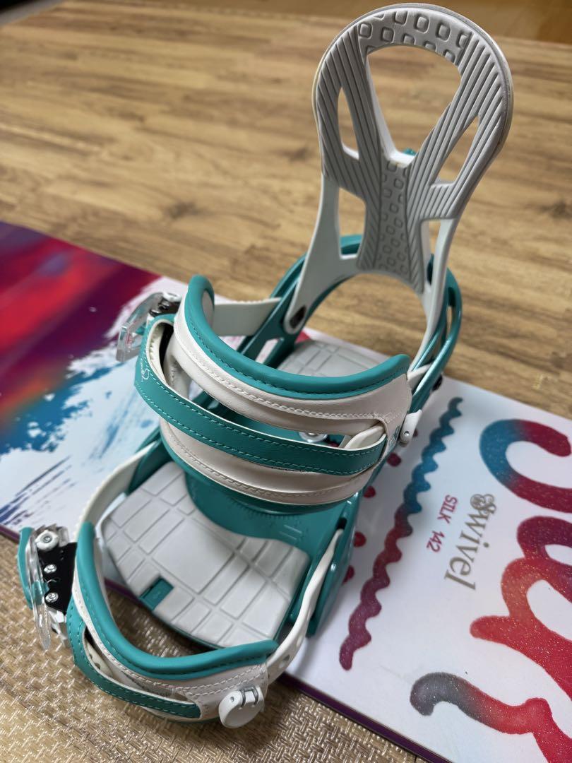 美品 初心者モデル swivel SlLK 142㎝ グラトリ　可愛い
