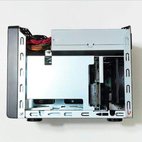 QNAP NAS