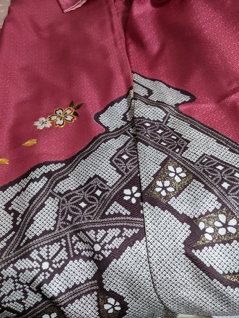 振袖 ピンク 花柄刺繍 振袖 ピンク 花柄刺繍