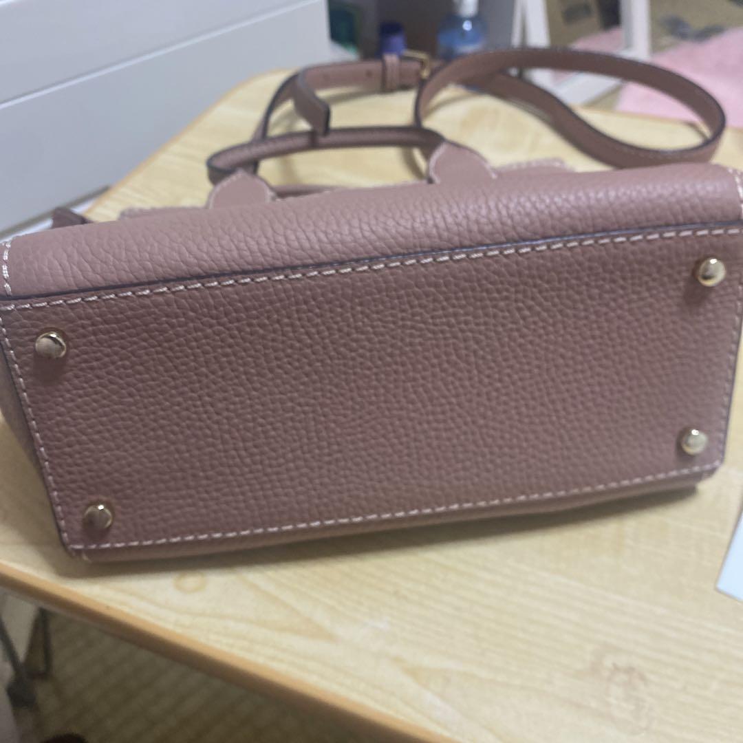 Kate Spade Dunne Lane Lake ヌードペブルレザー トップ Kate Spade Dunne Lane Lake ヌードペブルレザー トップ