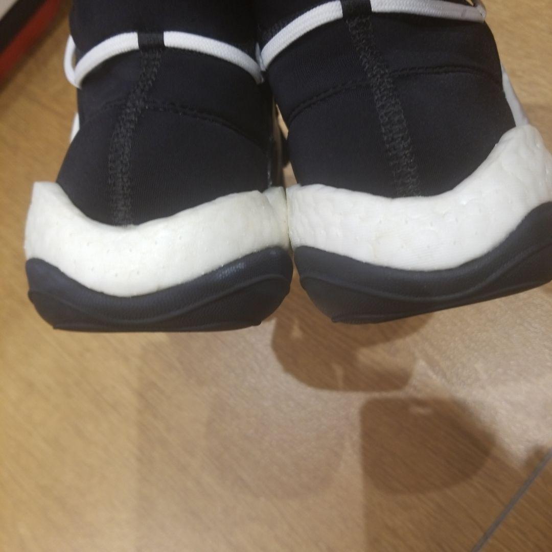 Y-3