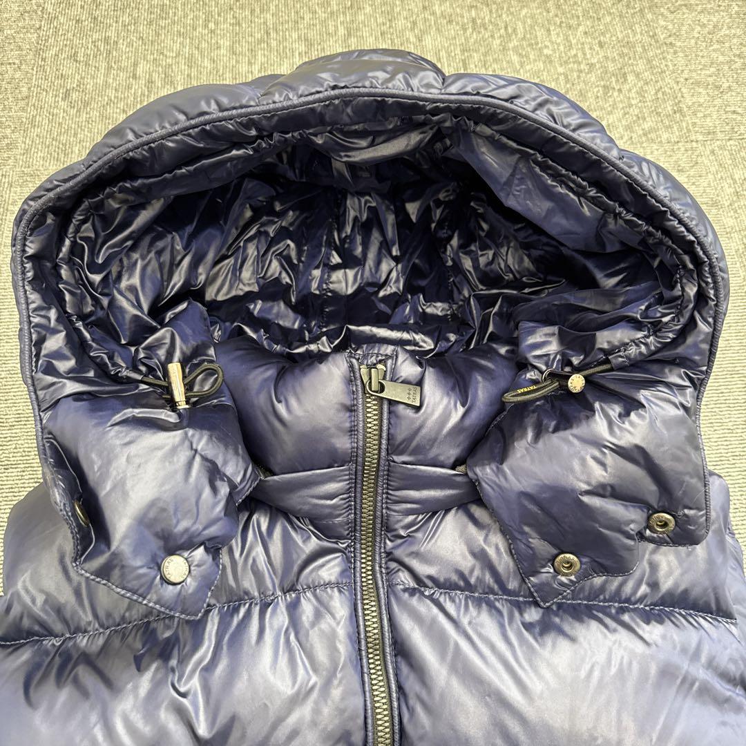 美品 タトラス TATRAS ダウンベストナノユニバース L
