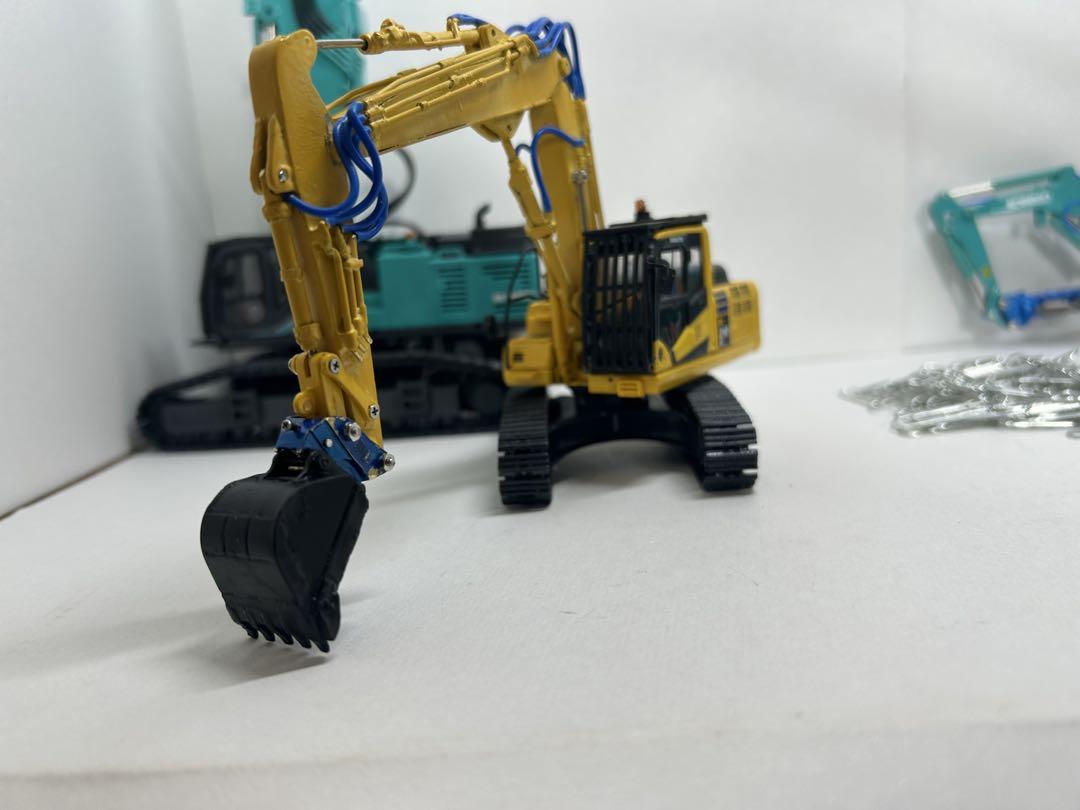 ミニカー KOMATSU pc210lc