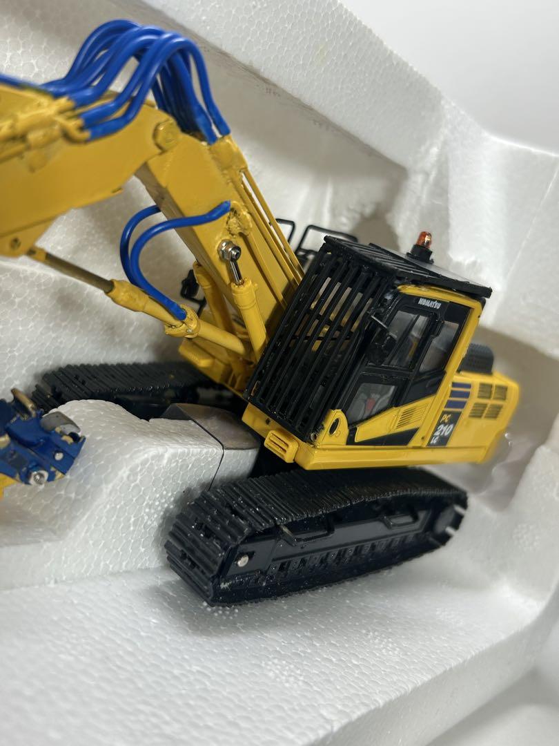 ミニカー KOMATSU pc210lc