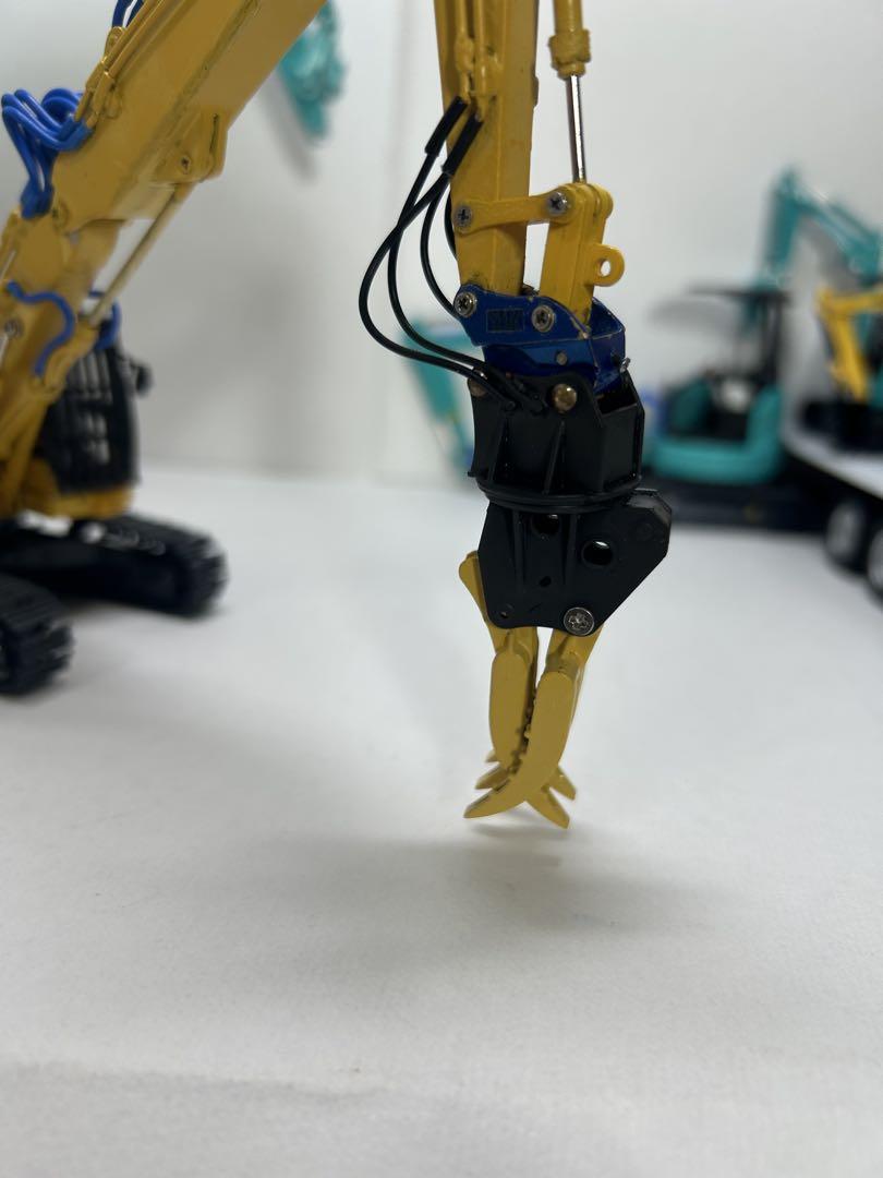 ミニカー KOMATSU pc210lc